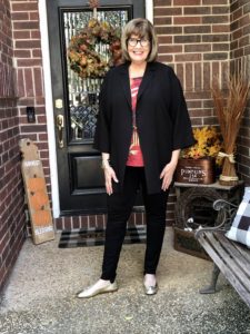 Pamela Lutrell wears Eileen Fisher kimono jacket on Over 50 Feeling 40
